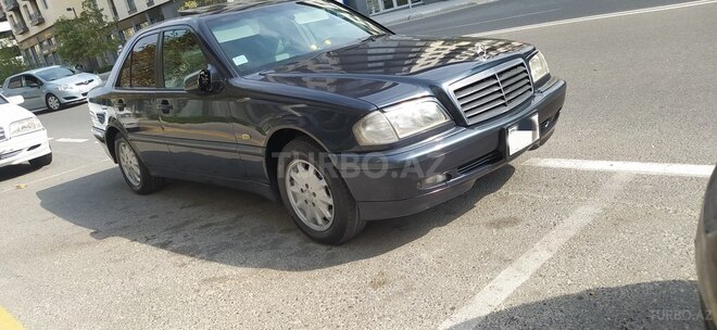 Mercedes C 200 1999, 294,000 km - 2.0 л - Bakı