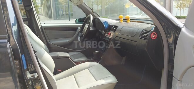Mercedes C 200 1999, 294,000 km - 2.0 л - Bakı