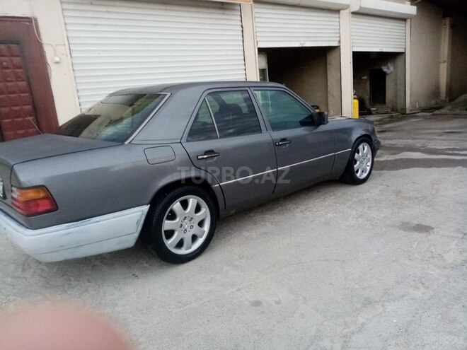 Mercedes E 220 1995, 510,000 km - 2.2 l - Bakı