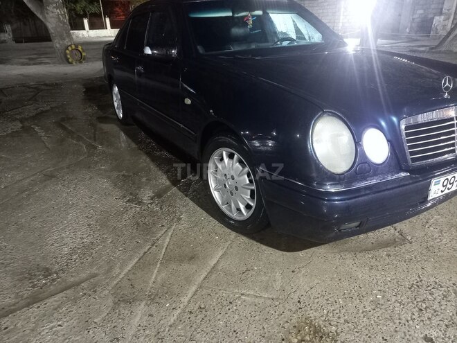 Mercedes E 230 1997, 380,845 km - 2.3 л - Bakı
