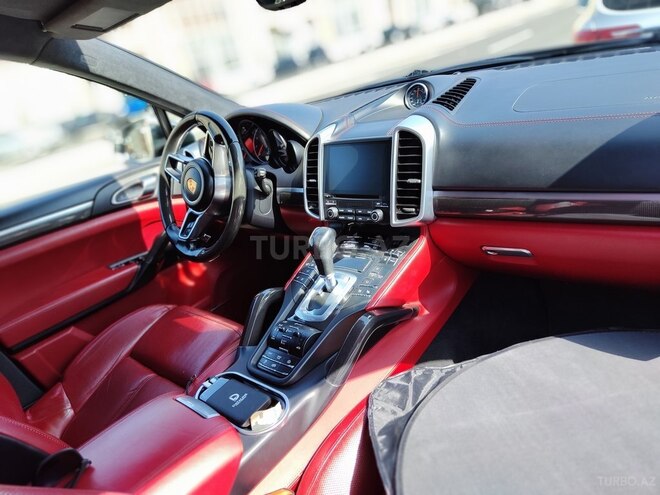 Porsche Cayenne GTS 2016, 93,000 km - 3.6 l - Bakı