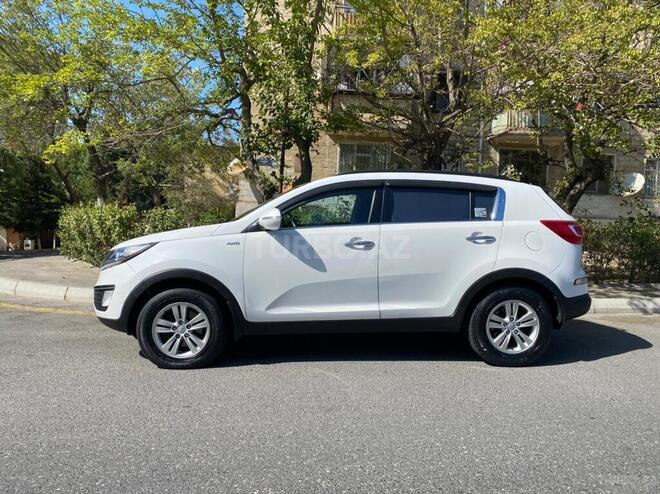 Kia Sportage 2011, 240,000 km - 2.0 л - Bakı