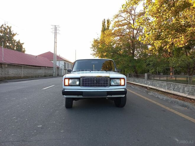LADA (VAZ) 2107 1998, 99,999 km - 1.6 l - Qax