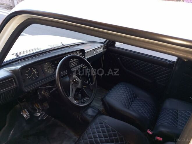 LADA (VAZ) 2107 1998, 99,999 km - 1.6 l - Qax