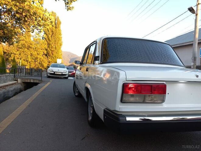 LADA (VAZ) 2107 1998, 99,999 km - 1.6 l - Qax