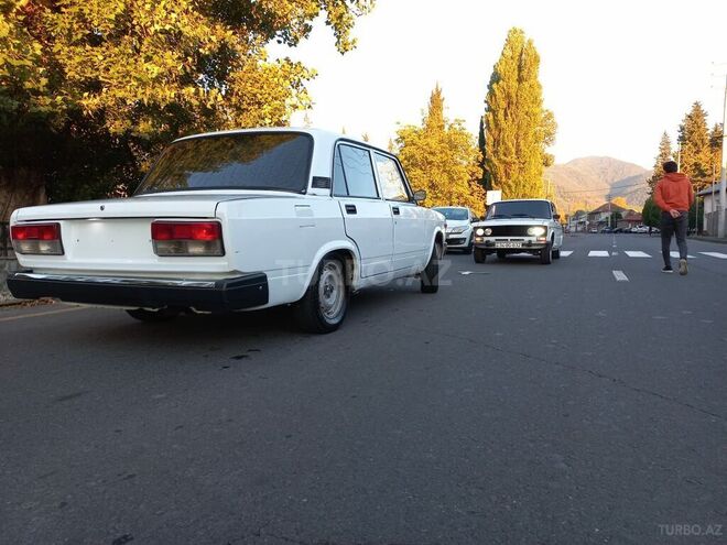LADA (VAZ) 2107 1998, 99,999 km - 1.6 l - Qax