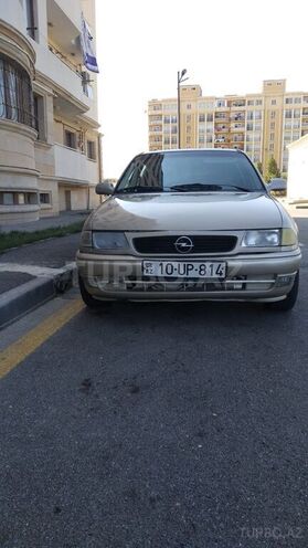 Opel Astra 1995, 433,900 km - 1.6 l - Bakı