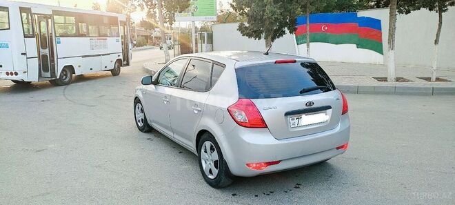 Kia Ceed 2009, 165,000 km - 1.6 l - Bakı