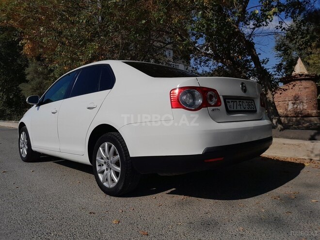 Volkswagen Jetta 2010, 320,000 km - 1.6 л - Bakı