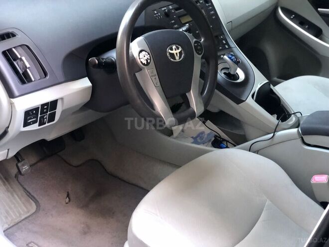 Toyota Prius 2011, 176,000 km - 1.8 л - Bakı