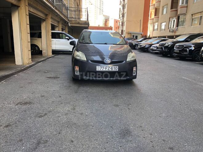 Toyota Prius 2011, 176,000 km - 1.8 л - Bakı