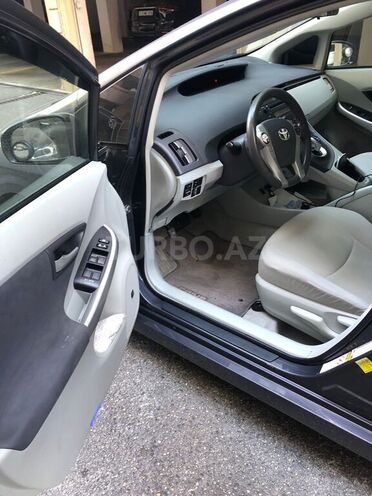 Toyota Prius 2011, 176,000 km - 1.8 л - Bakı