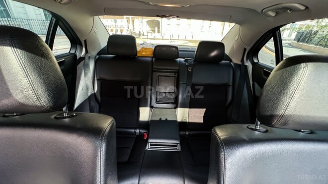 Mercedes E 200 2011, 223,000 km - 1.8 l - Bakı