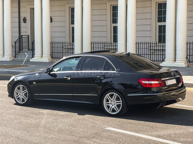 Mercedes E 200 2011, 223,000 km - 1.8 l - Bakı