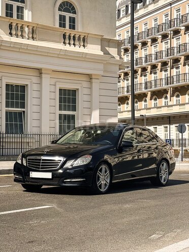 Mercedes E 200 2011, 223,000 km - 1.8 l - Bakı
