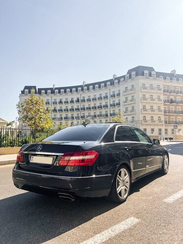 Mercedes E 200 2011, 223,000 km - 1.8 l - Bakı
