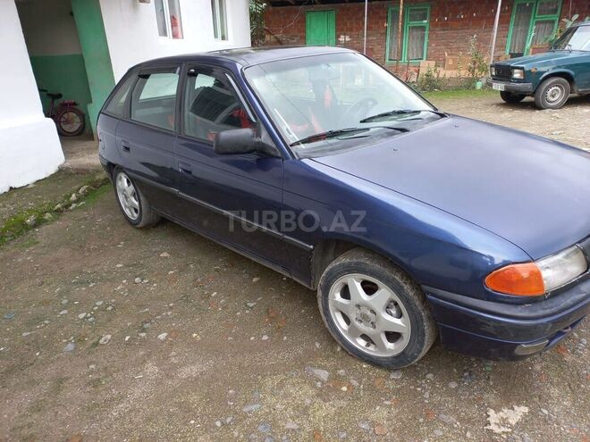 Opel Astra 1995, 366,787 km - 1.6 l - Astara