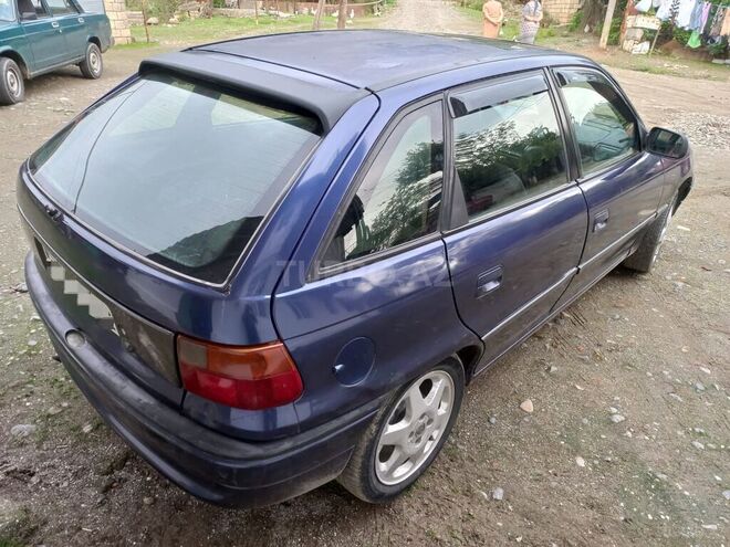 Opel Astra 1995, 366,787 km - 1.6 l - Astara