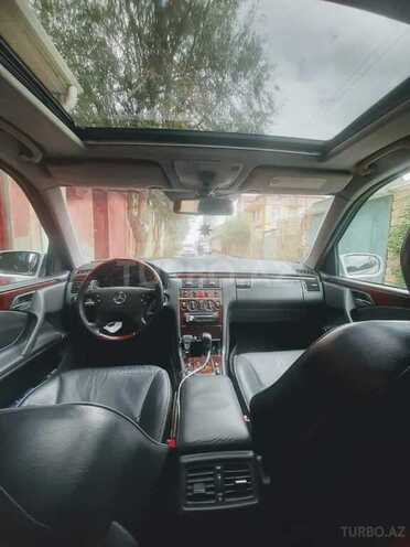 Mercedes E 220 2001, 480,000 km - 2.2 l - Bakı