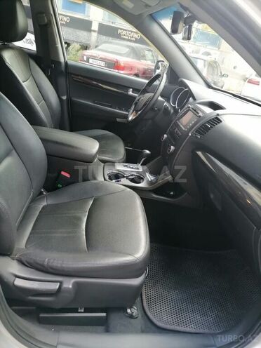 Kia Sorento 2011, 246,000 km - 2.0 l - Bakı