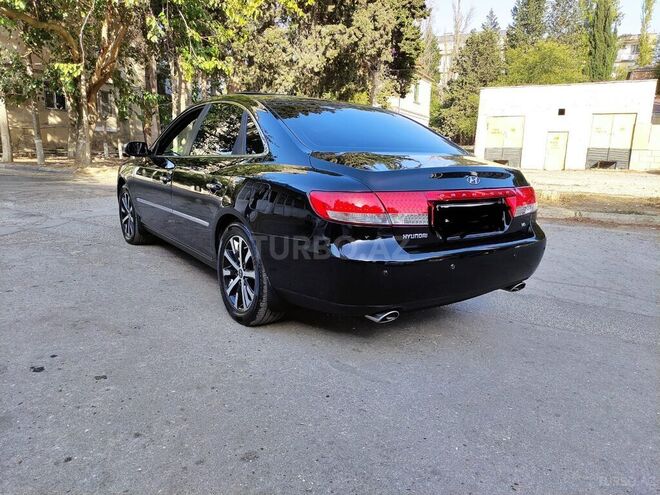 Hyundai Grandeur 2009, 320,000 km - 2.7 l - Bakı