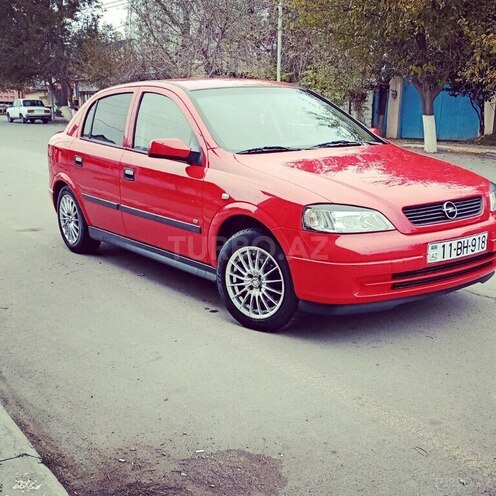 Opel Astra 2009, 180,000 km - 1.4 л - Beyləqan