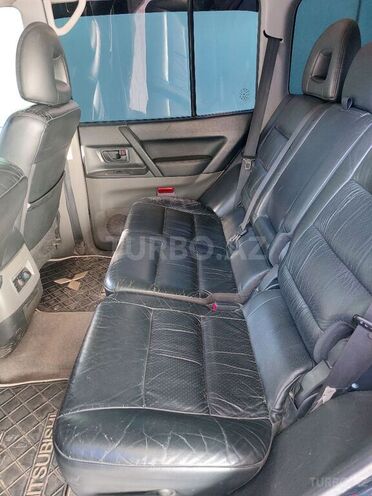 Mitsubishi Pajero 2002, 216,000 km - 3.5 l - Bakı