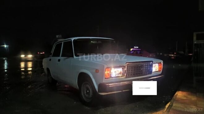 LADA (VAZ) 2107 2005, 75,000 km - 1.6 л - Bakı