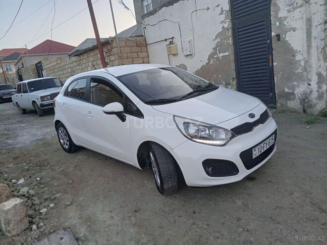 Kia Rio 2013, 296,000 km - 1.1 l - Bakı