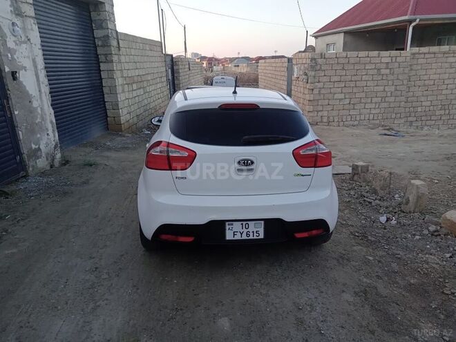 Kia Rio 2013, 296,000 km - 1.1 l - Bakı