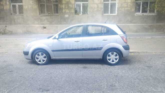Kia Rio 2006, 300,000 km - 1.4 l - Bakı