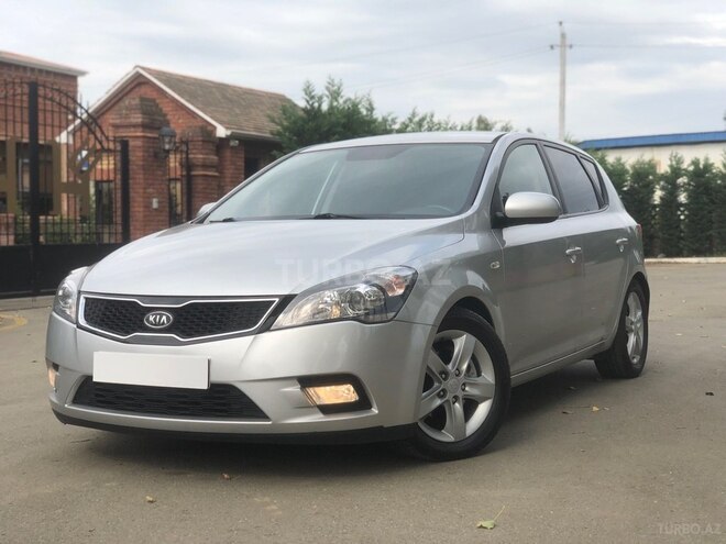 Kia Ceed 2012, 250,165 km - 1.6 l - Astara