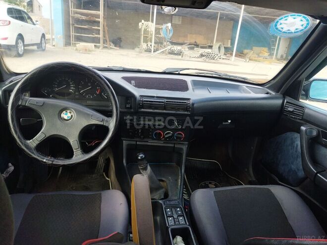 BMW 520 1989, 264,880 km - 2.0 l - Bakı