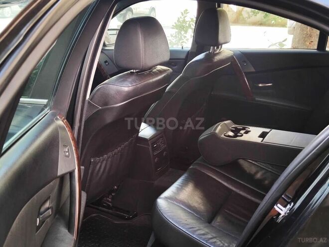 BMW 530 2006, 302,000 km - 3.0 л - Gəncə