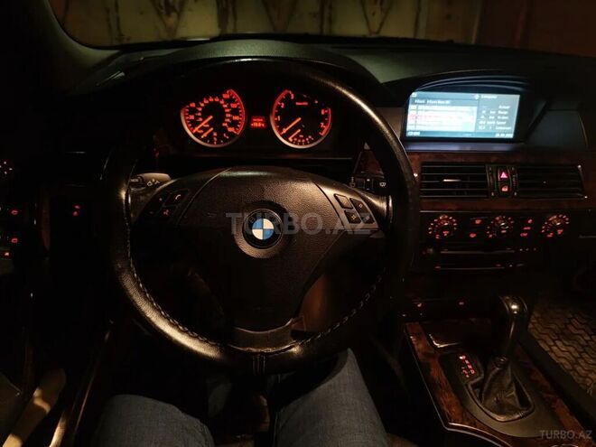 BMW 530 2006, 302,000 km - 3.0 л - Gəncə