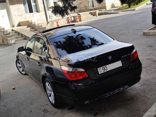 BMW 530 2006, 302,000 km - 3.0 л - Gəncə