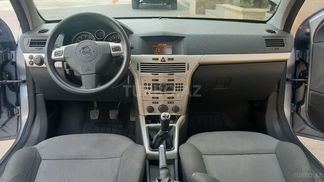Opel Astra 2008, 202,051 km - 1.4 л - Gəncə