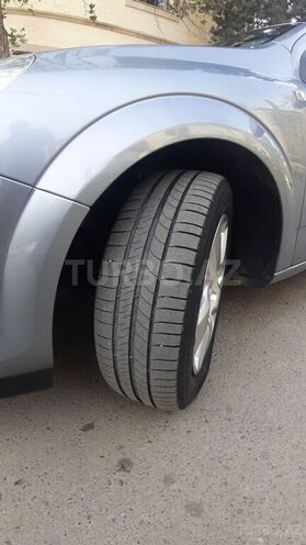 Opel Astra 2008, 202,051 km - 1.4 л - Gəncə