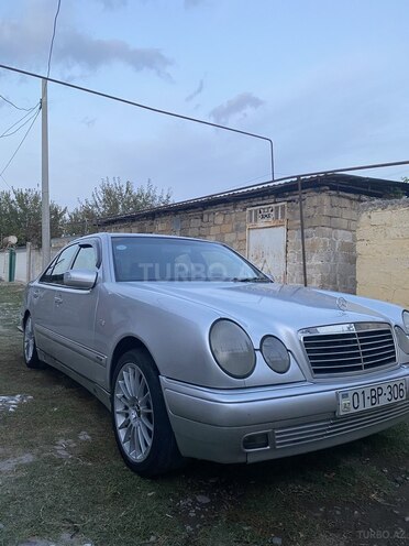Mercedes E 320 1998, 336,784 km - 3.2 l - Bakı