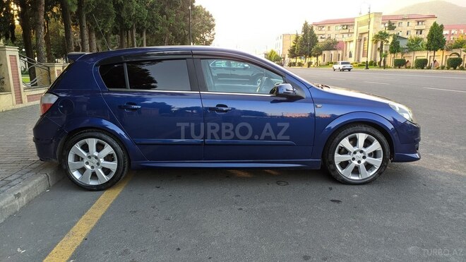 Opel Astra 2006, 185,000 km - 2.0 л - Bakı
