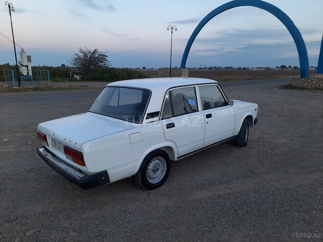 LADA (VAZ) 2107 2009, 20,000 km - 1.6 l - Samux