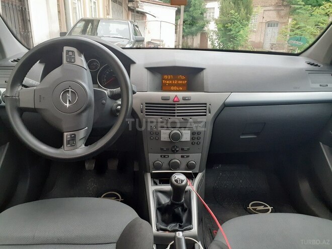Opel Astra 2004, 259,730 km - 1.4 l - Quba