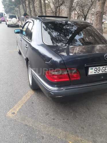 Mercedes E 220 1998, 482,000 km - 2.2 l - Bakı