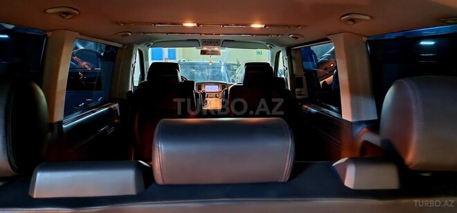 Volkswagen Multivan 2012, 197,000 km - 2.0 l - Bakı