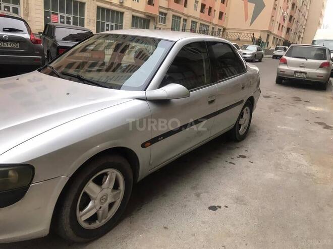 Opel Vectra 1996, 210,000 km - 2.0 л - Bakı