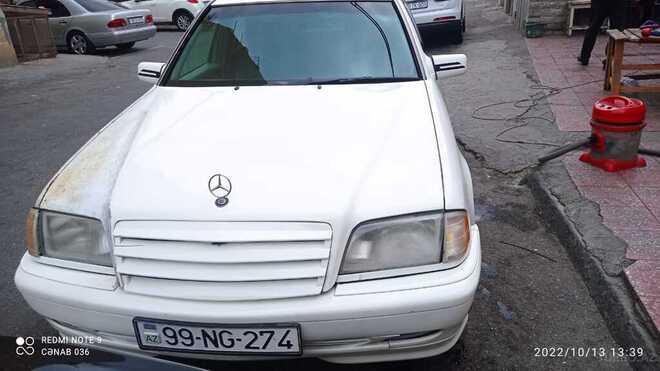 Mercedes C 230 1999, 250,000 km - 2.3 l - Bakı