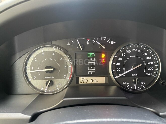Toyota Land Cruiser 2012, 220,000 km - 4.0 l - Bakı