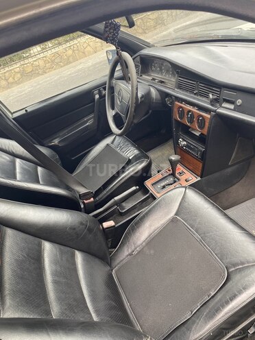 Mercedes 190 1992, 556,636 km - 2.0 л - Bakı