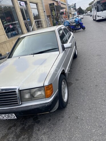 Mercedes 190 1992, 556,636 km - 2.0 л - Bakı