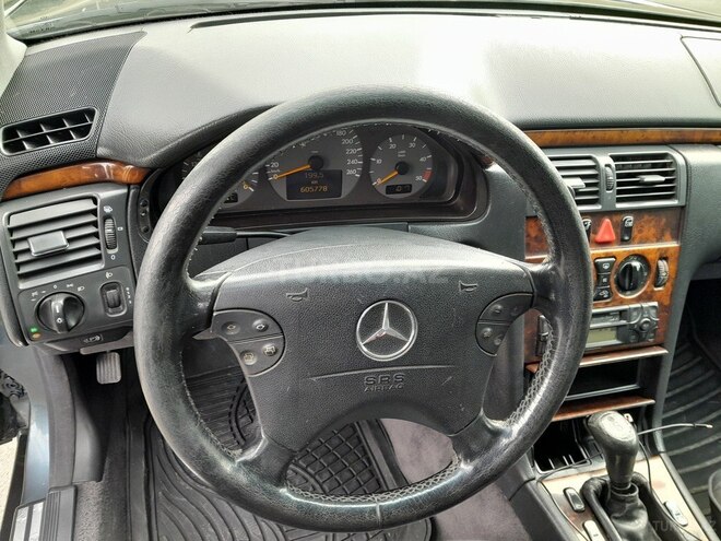 Mercedes E 220 1999, 500,000 km - 2.2 л - Ağstafa